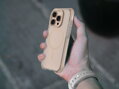 Cubenest Funda para iPhone 16 Pro MagPro Strong Guard dorado