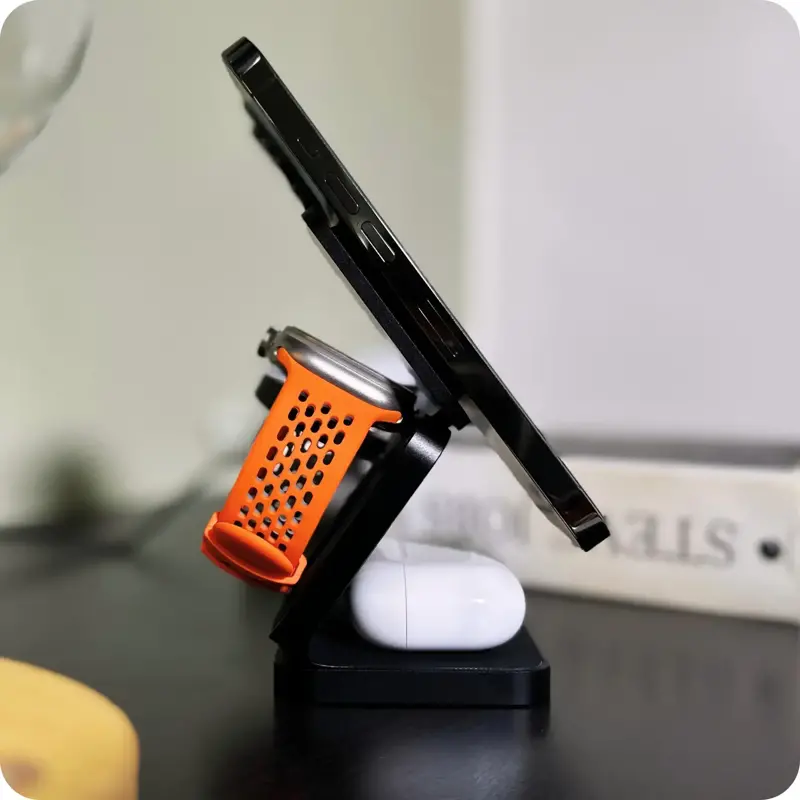 Skládací MagSafe nabíječka 3v1 Ultimátní spojení stylu a výkonu